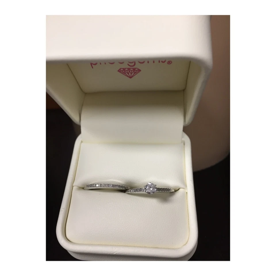 Solid 10K White Gold 0.35ctw Round Natural Diamond Solitaire Wedding Ring Set - Image 3 of 4