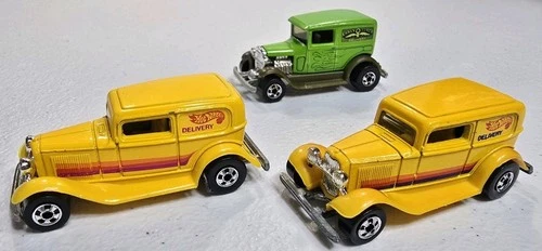 HOT WHEELS BLACKWALL 32 FORD DELIVERY VAN STRIPE VARIATION LOT OF 3 VINTAGE
