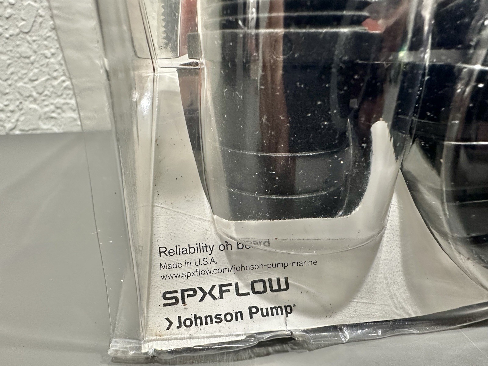 Johnson Pump 1250 GPH Automatic Ultima Bilge Pump 32-47261-002