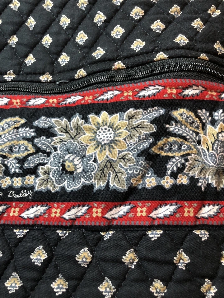 Vtg Vera Bradley Hanging Garment Bag Black W/Red Trim And Lining Quilted EUC - Image 4 of 4