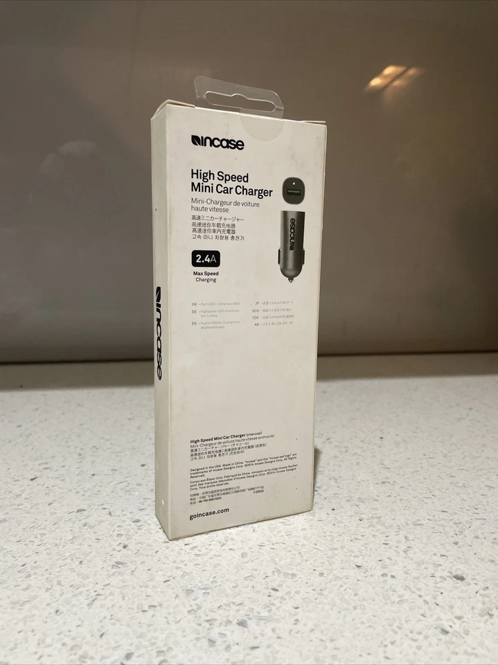 Cargador de coche USB de alta velocidad Incase para iPhone/Android recomendado por Apple Store Foto 3 de 4