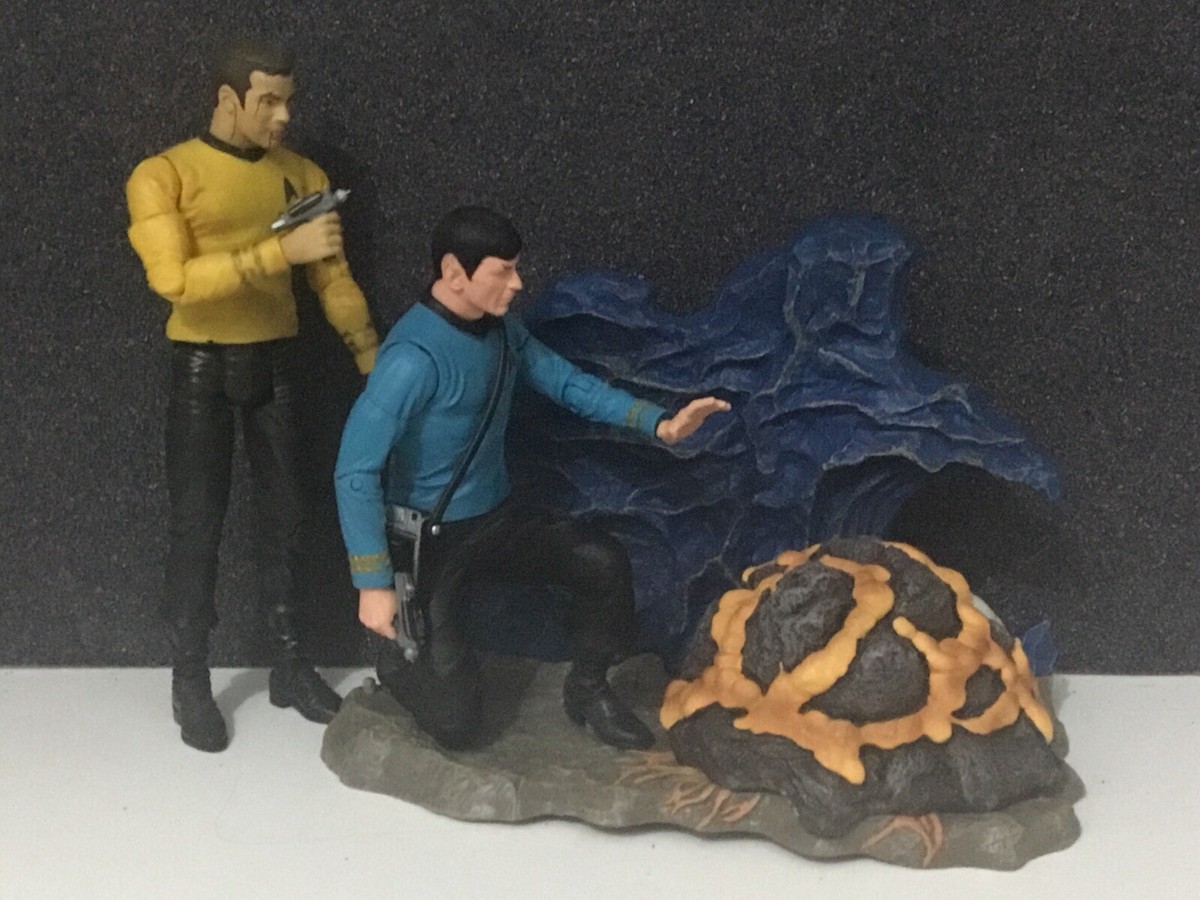 Diamond Select Star Trek Figure's Mr Spock TOS devil in the dark a