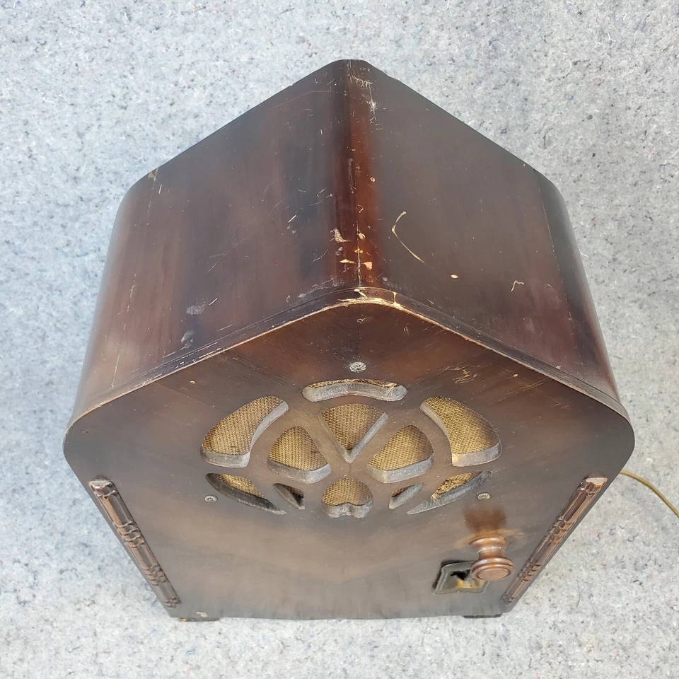 Antigo Gloritone Catedral Lápide Tubo Rádio Modelo 27 Grade de Tela AM RARO - Imagem 4 de 4