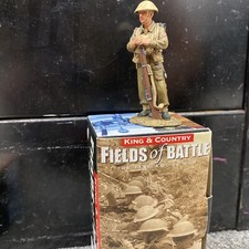 KING  COUNTRY FIELDS OF BATTLE FOB003 STANDING BRITISH TOMMY MIB