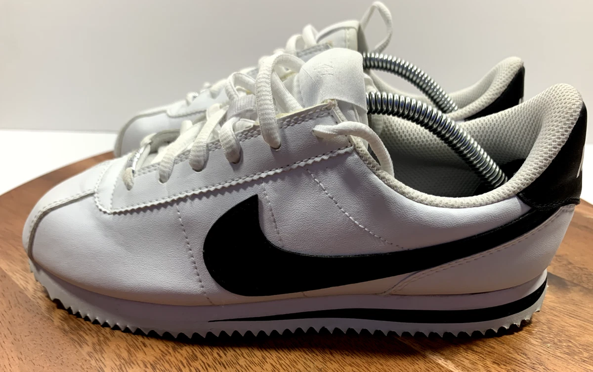 NIKE CORTEZ BASIC GS WHITE BLACK 904764 102 Running Sneakers