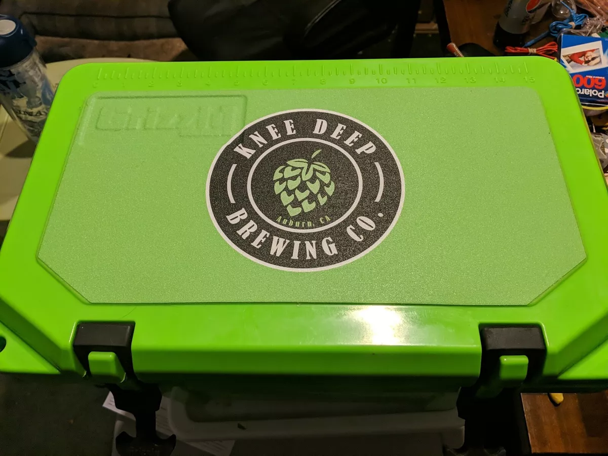 Grizzly Coolers Lime Green Insulated Chest Cooler in the Portable