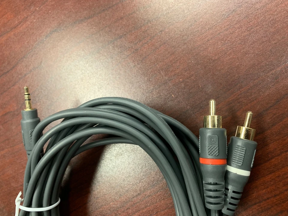 Stellar Labs 12 футов 3,5 мм вспомогательный штекер на 2 штекера RCA Y аудиокабель стерео  - Изображение 2 из 4