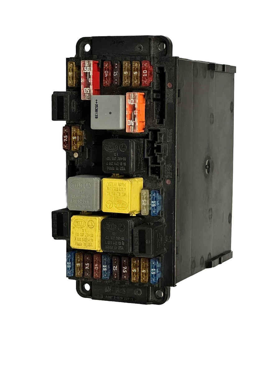 ぶいページです 1717394-1 : AMP Press-Fit & SMT Header | TE Connectivity