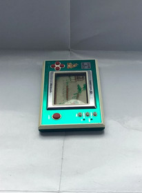 Vintage 1982 GAME & WATCH - DONKEYKONG Jr DJ-101 - LCD Game (Very Good Cond)
