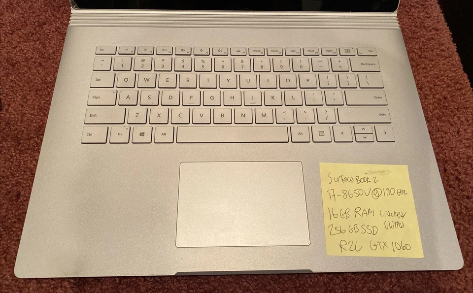 Microsoft Surface Book 2 15" Core i7-8650U 1.90GHz 256GB SSD 16GB RAM GTX 1060 - Imagem 2 de 4