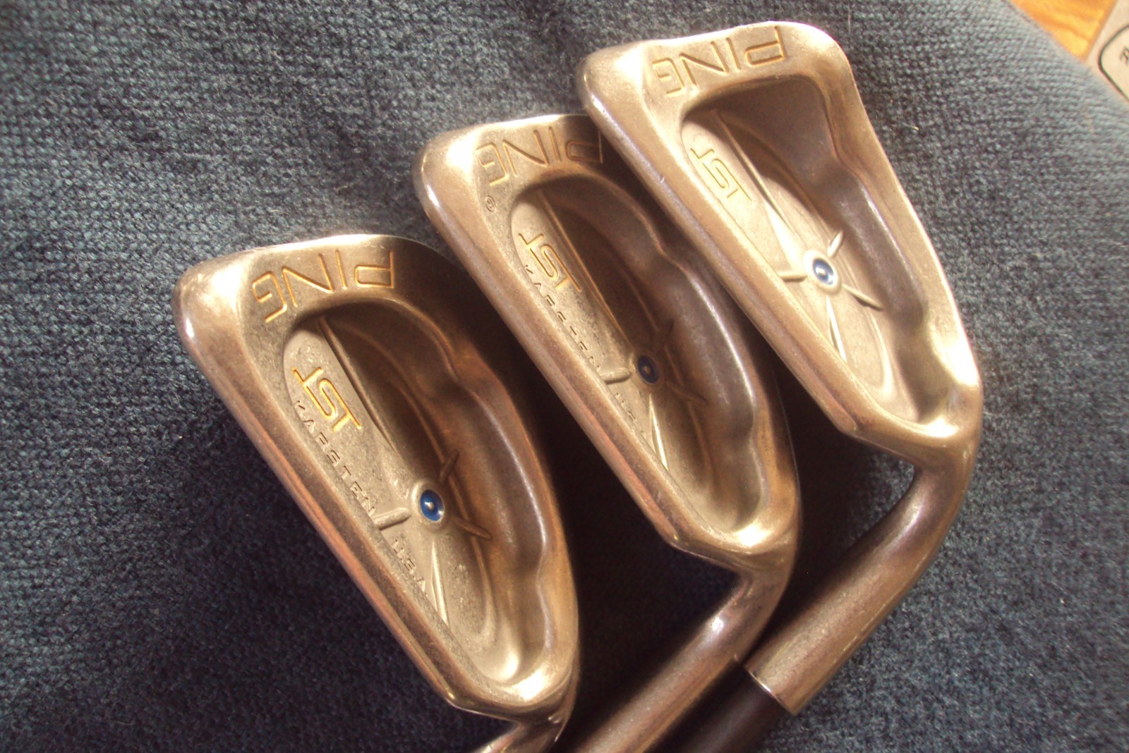 Ping ISI Beryllium Nickel Blue Dot irons 5-PW,SW U44 senior graphite +1/4"