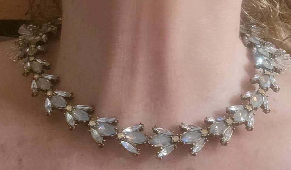 NUEVO CON ETIQUETAS Aurora Boreal LOTES DE CRISTALES Collar Barra de Chuchería Belleza Foto 4 de 4