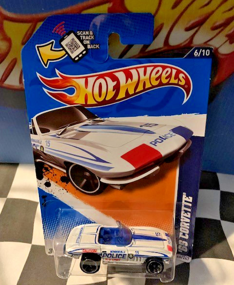 Hot Wheels 2012 HW Main Street 6/10 166 '65 Corvette Convertible Police White MC
