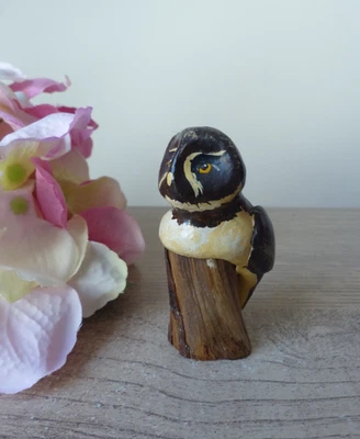 Chouette en bois sculptée à la main – Petite décoration artisanale chaleureuse - Photo 1/4
