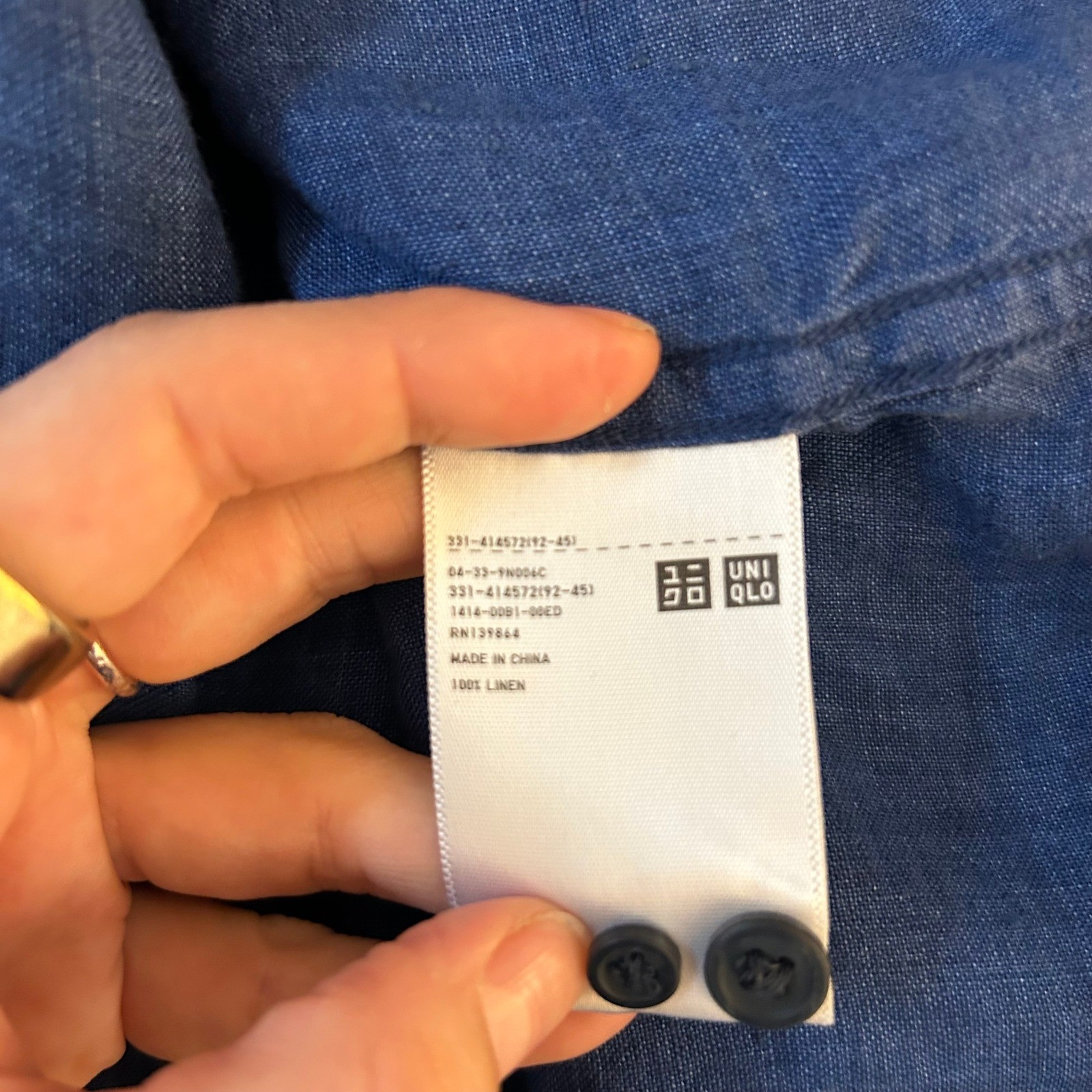 Uniqlo Premium Linen Long Sleeve Button Down Shirt Blue Mens Size M thumbnail 6