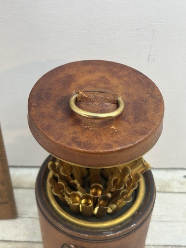 Vintage Pop-Up Cigarette Dispenser Wrapped In Leather With Ceramic Horse - Bild 7 von 9