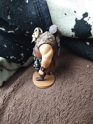 Disney Aggrovigliato Vladimir Il Teppista Vichingo PVC Action Figure Villian Cake Topper - Foto 9 di 12