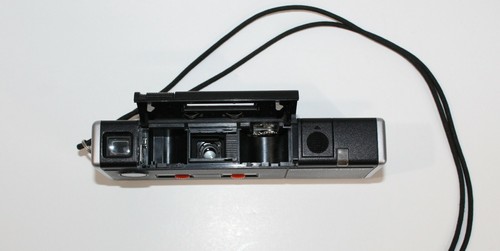 Minolta Autopak 450E Pocket Camera Vintage - Picture 4 of 8