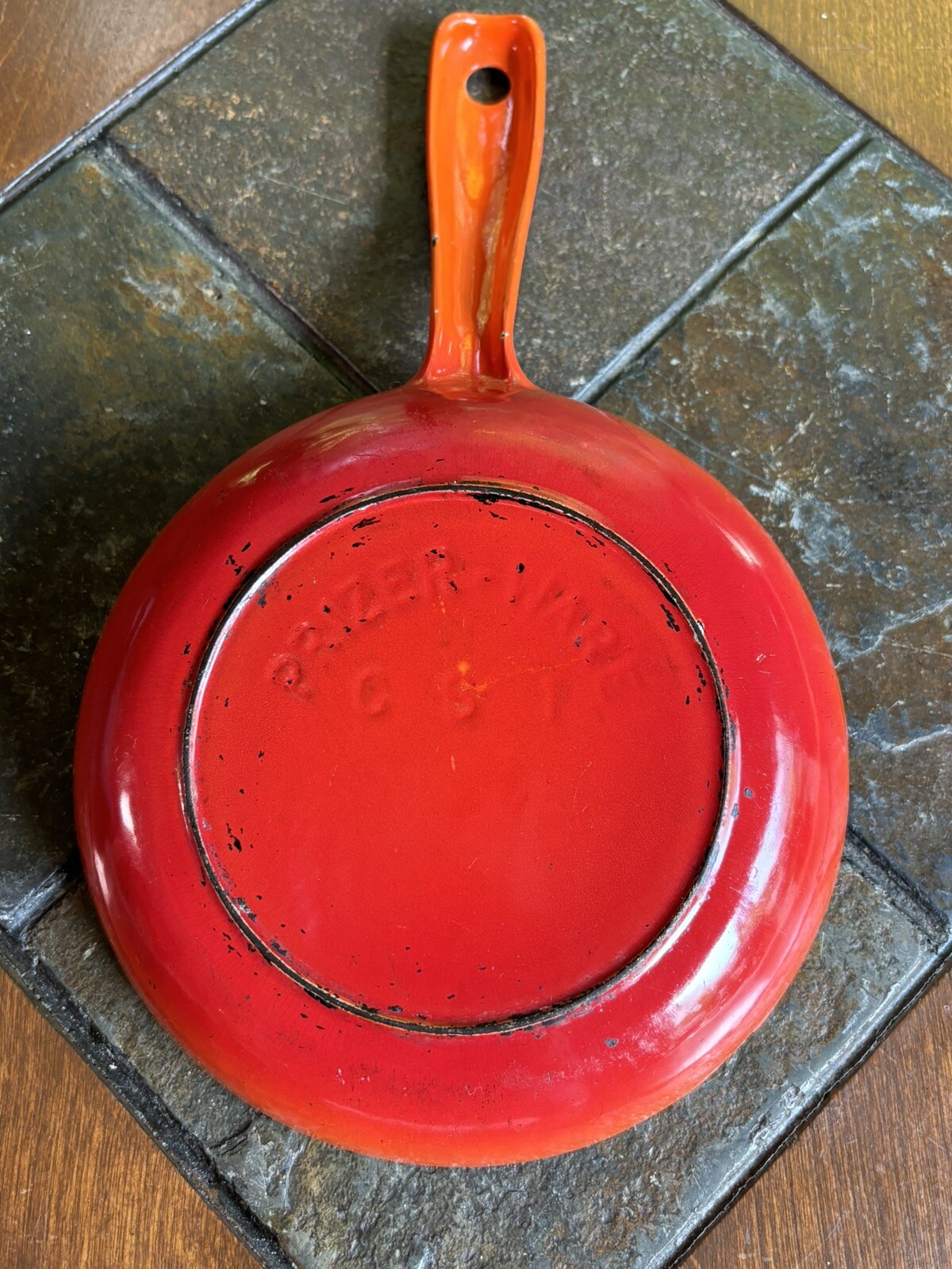 Foto 1 di 9