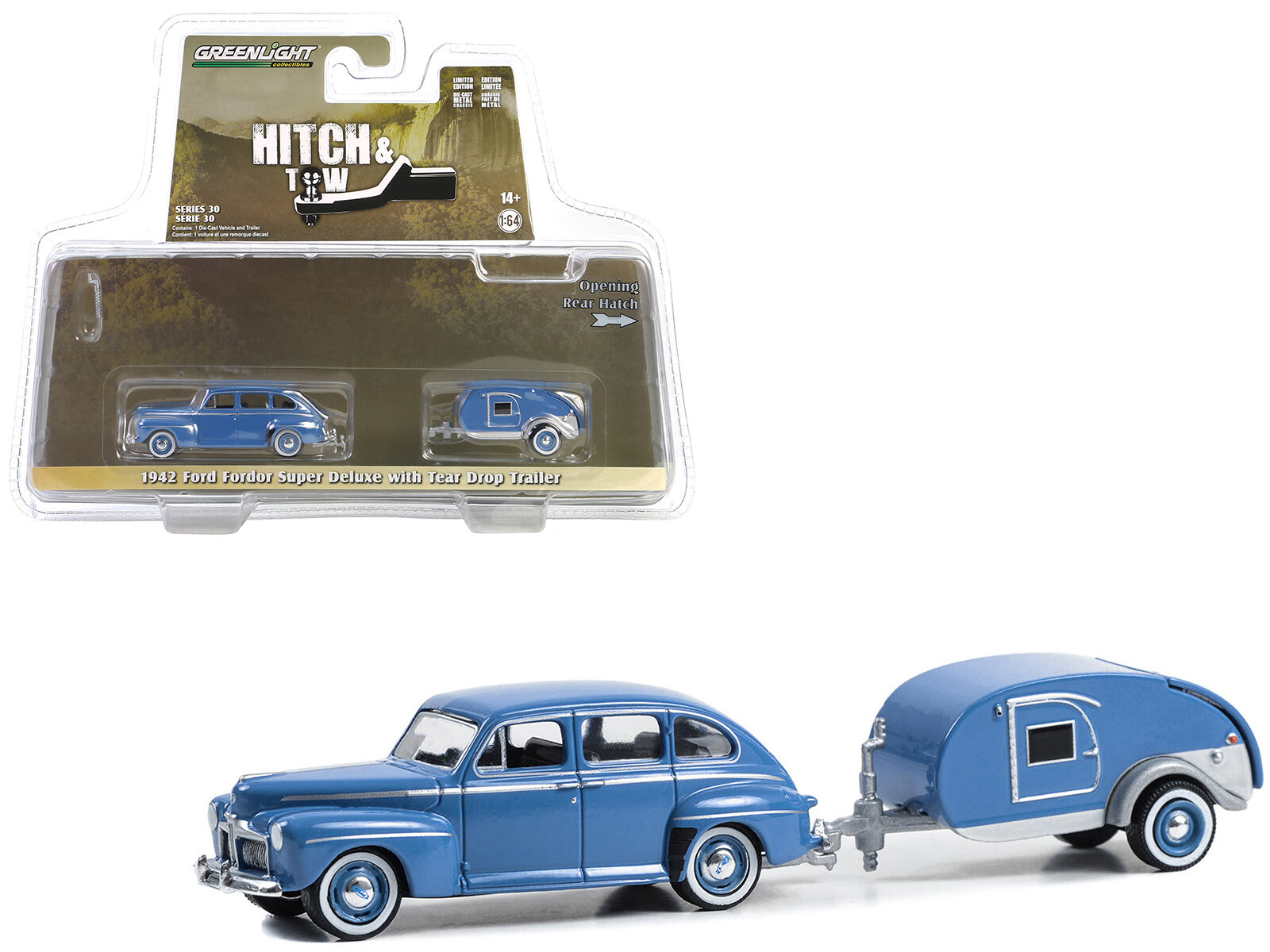 1946 Ford Super Deluxe Fordor in baby blue - Diecast Garage