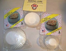 Plain Paper Baking Cups  White Mini Muffin and Regular Size