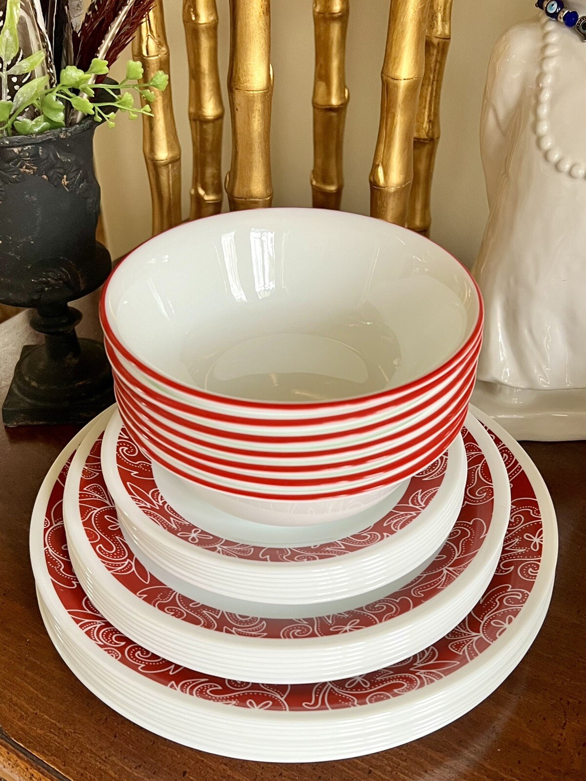 Corelle Bandhani Red White Floral Dinner Luncheon Bread&Butter Plates