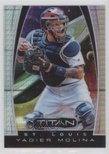 2019 Panini Chronicles Titan Hyper Prizm 246/299 Yadier Molina #23 qf6