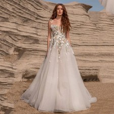 Flower Lace Wedding Dress V-Neck Spaghetti Strap Backless Pleat Tulle Bride Gown