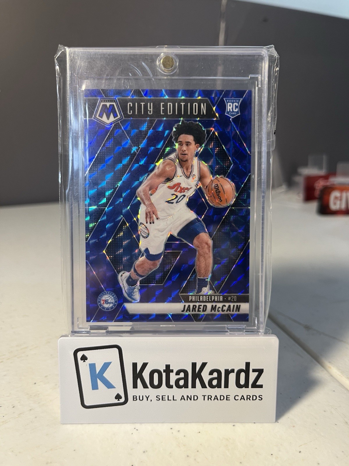 2024-25 Panini Mosaic - City Edition Jared McCain #277 Blue Mosaic Prizm /199  