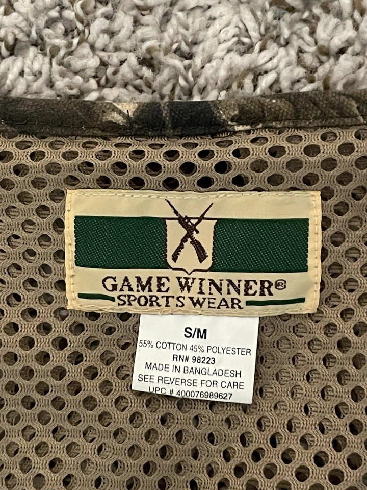 Game Winner Mossy Oaks Small Medium Hunting Vest - Image 2 of 4