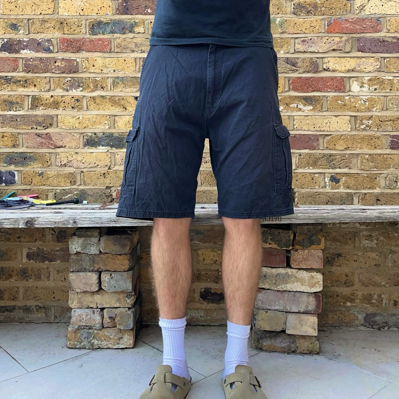 Vintage 00’s baggy black wrangler cargo shorts