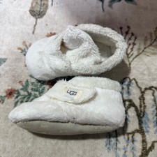 UGG Infant Vanilla Faux Fur Bixbee Bootie Size 4-5