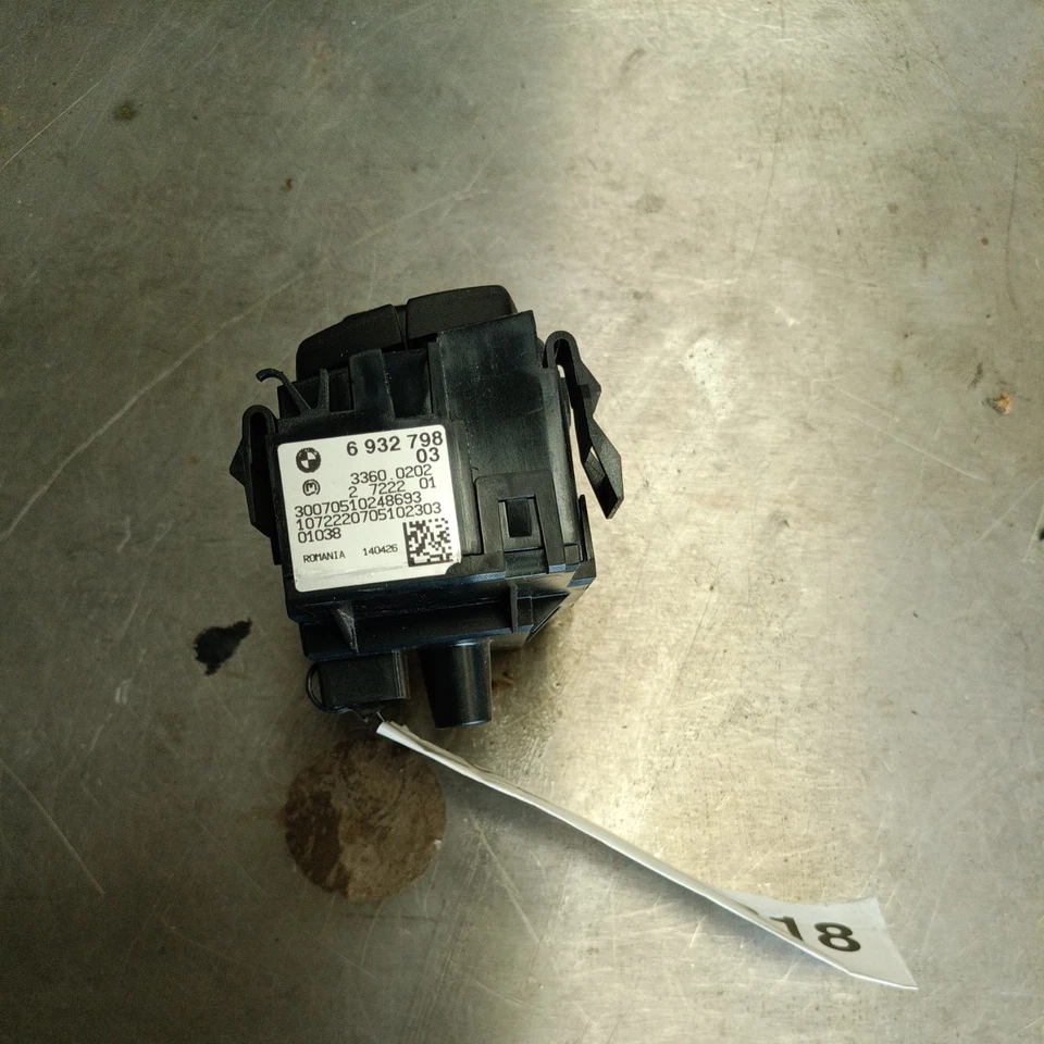 BMW E87 E90 E91 Xenon Headlight Control Element Light Switch 6932798 - Image 2 of 4