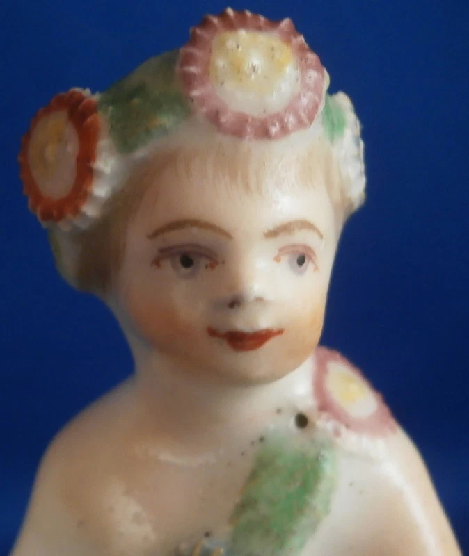 Antigua estatuilla de porcelana con arco del siglo XVIII figura de porcelana Inglaterra inglesa Foto 3 de 4