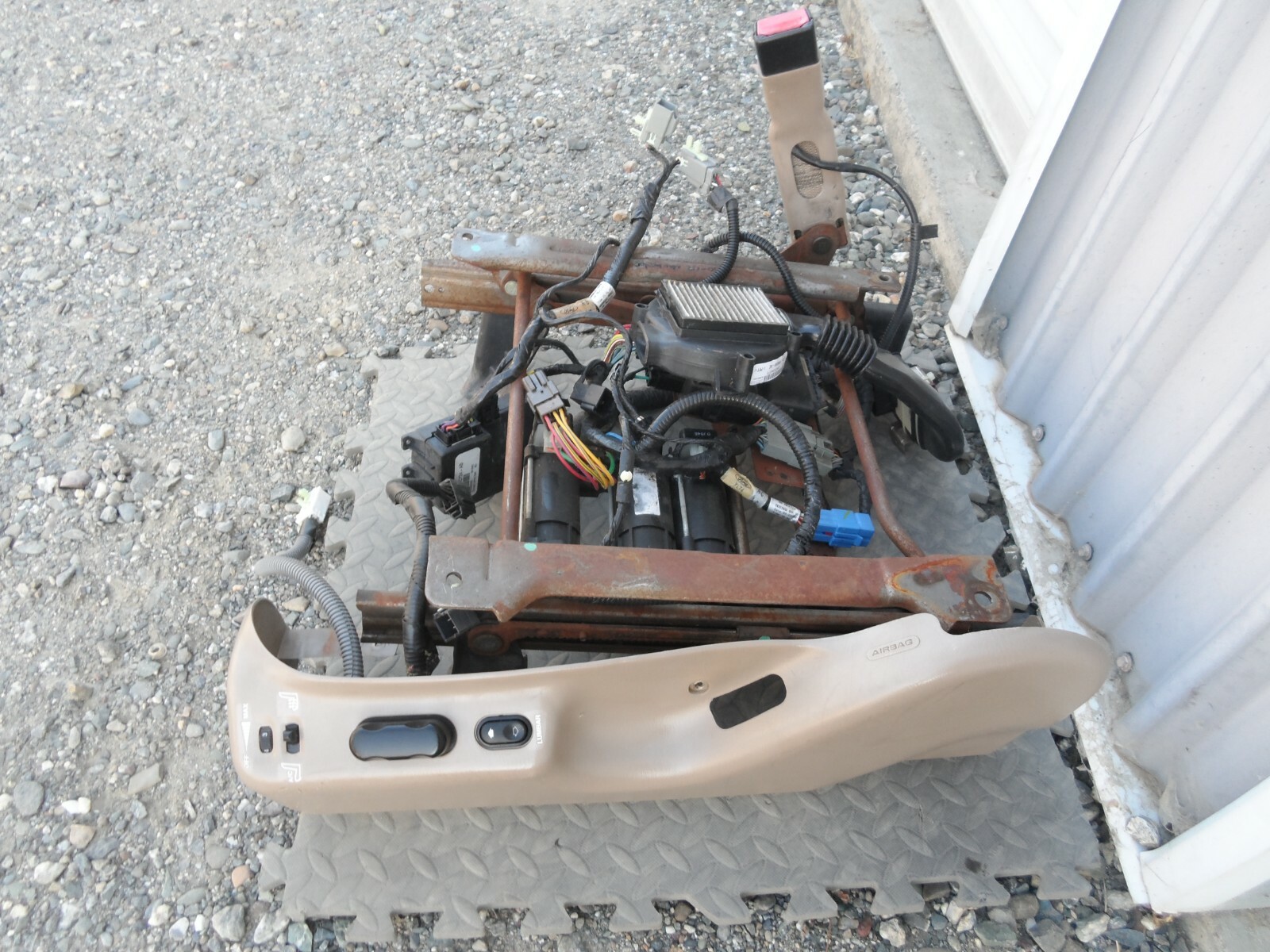 00 01 02 Lincoln Navigator Power Seat Track Passenger RH 2000 2001 2002