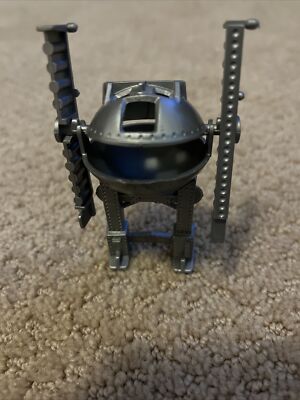 VINTAGE  1980 Cap'N Crunch Gray BLOW-BOTS ROBOT  CEREAL PREMIUM Mint Condition