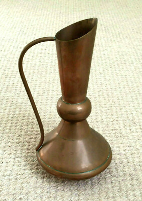 EIN 10'' HOHER, ROBUSTER ART DECO STIL MASSIVER KUPFERKRUG/AUSGIESSER mit SICHEREM GRIFF