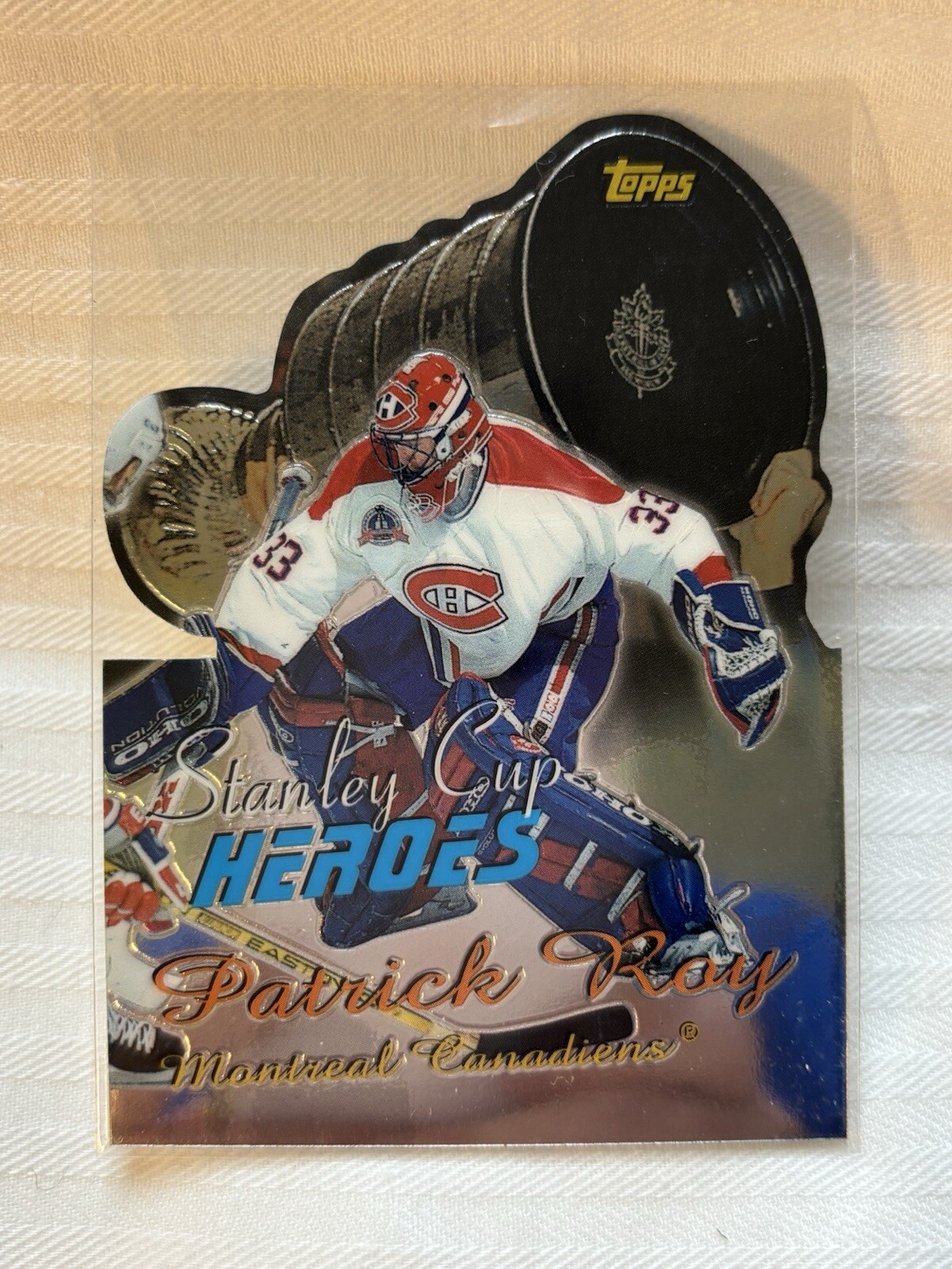 1999-00 Topps Stanley Cup Heroes Patrick Roy SC9 Refractor Hockey Card