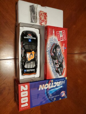 2001 Dale Earnhardt Sr #3 GM Goodwrench Plus No Bull/76th Win