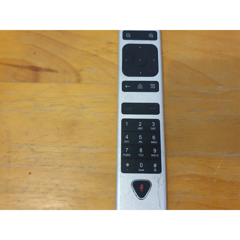 Polycom BW7530 Remote Control Handheld for RealPresence Group Series 300 & 500 - Image 3 of 4
