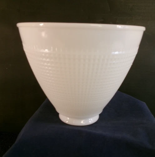 Stiffel Rembrandt 6 inch Waffle Milk Glass  Lamp Shade Corning Diffuser
