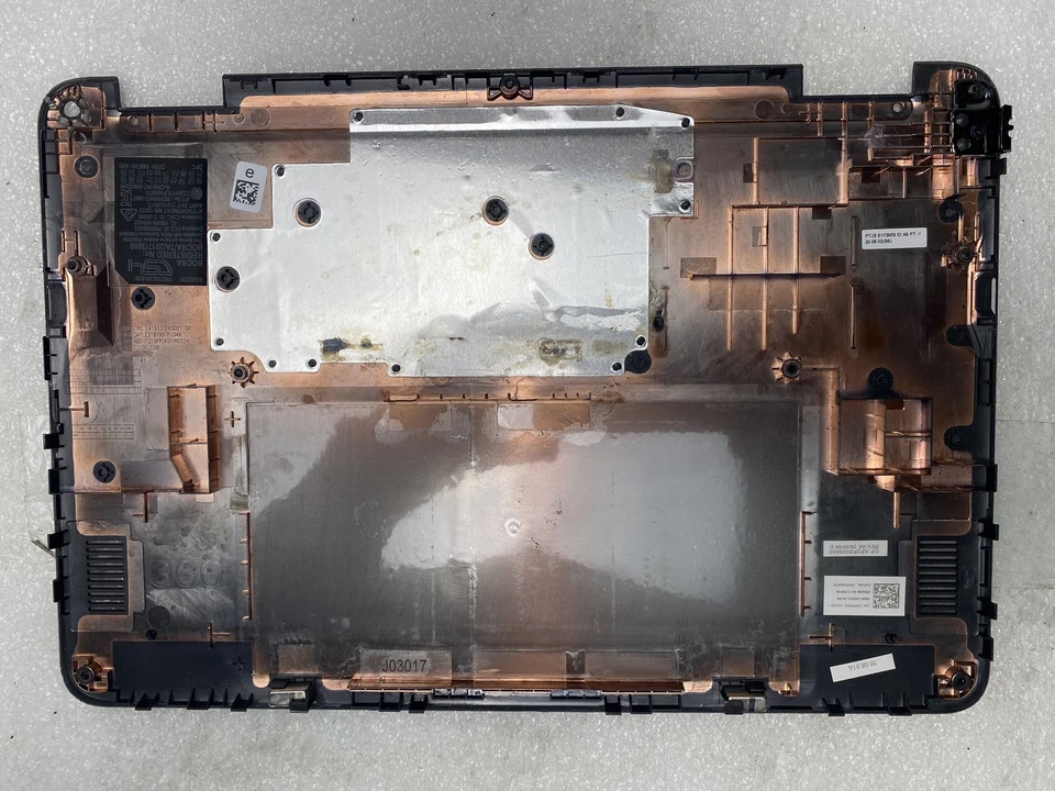 Cubierta base inferior Dell Chromebook 3100 2 en 1 usada negra 0PPWP2-USK Foto 3 de 4