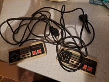 2 Nintendo Nes Controllers Untested But Look Good