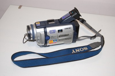 Sony DCR-TRV30E mini DV Camcorder Digital Handycam -  PAL Videocamera