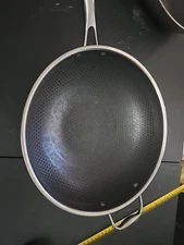 HexClad Hybrid Nonstick 12-Inch Wok, Stay-Cool Handle, Dishwasher-Friendly, Oven