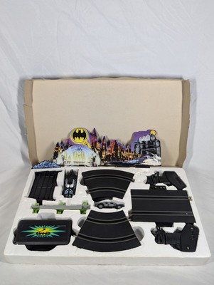 Batmobile Batman Forever 1995 Kenner - Avec Cache Pile Et Vis - Vintage Collector Occasion