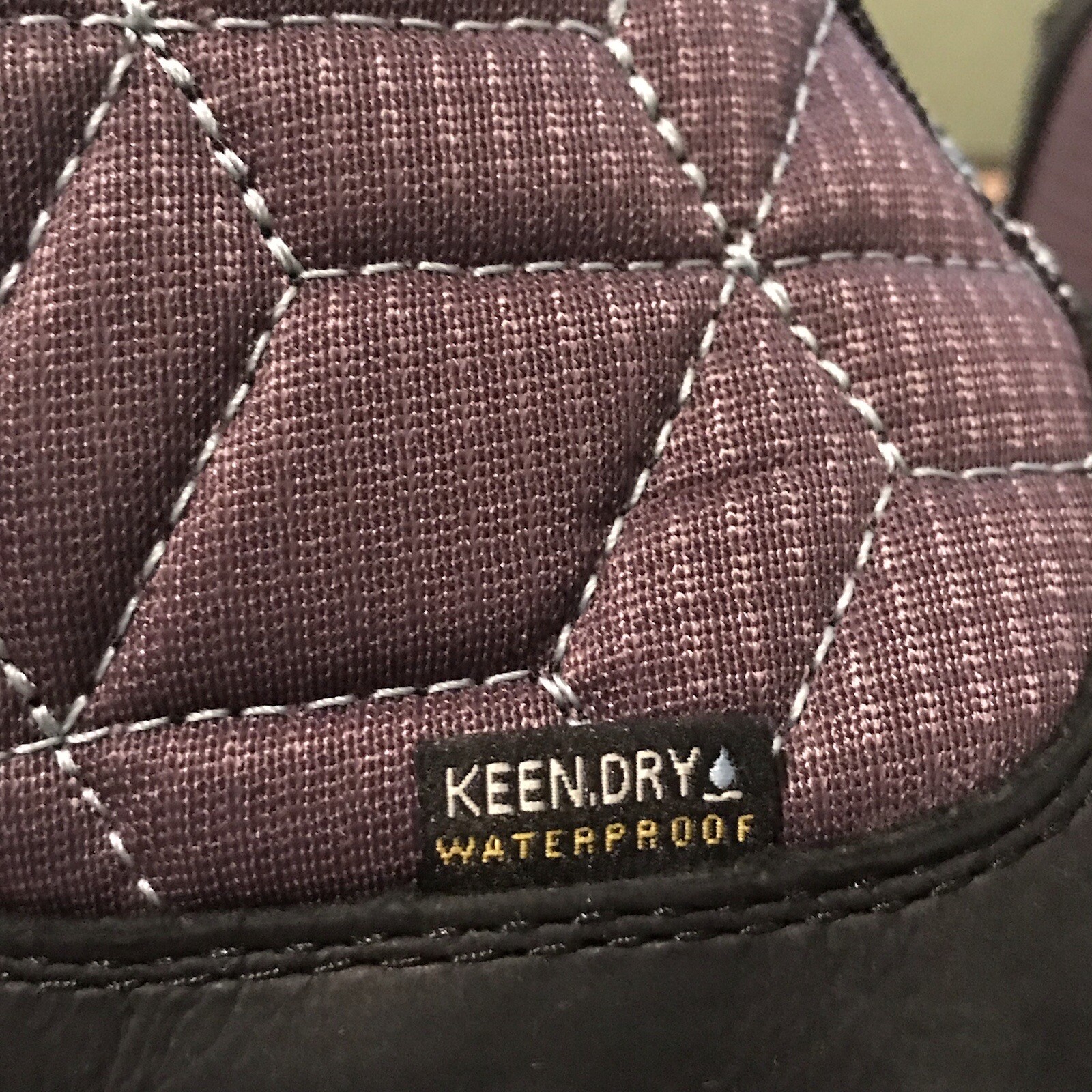 Stivali impermeabili polari alti nuovi Keen donna taglia 8 5 M Revel IV 4 1023622 neri