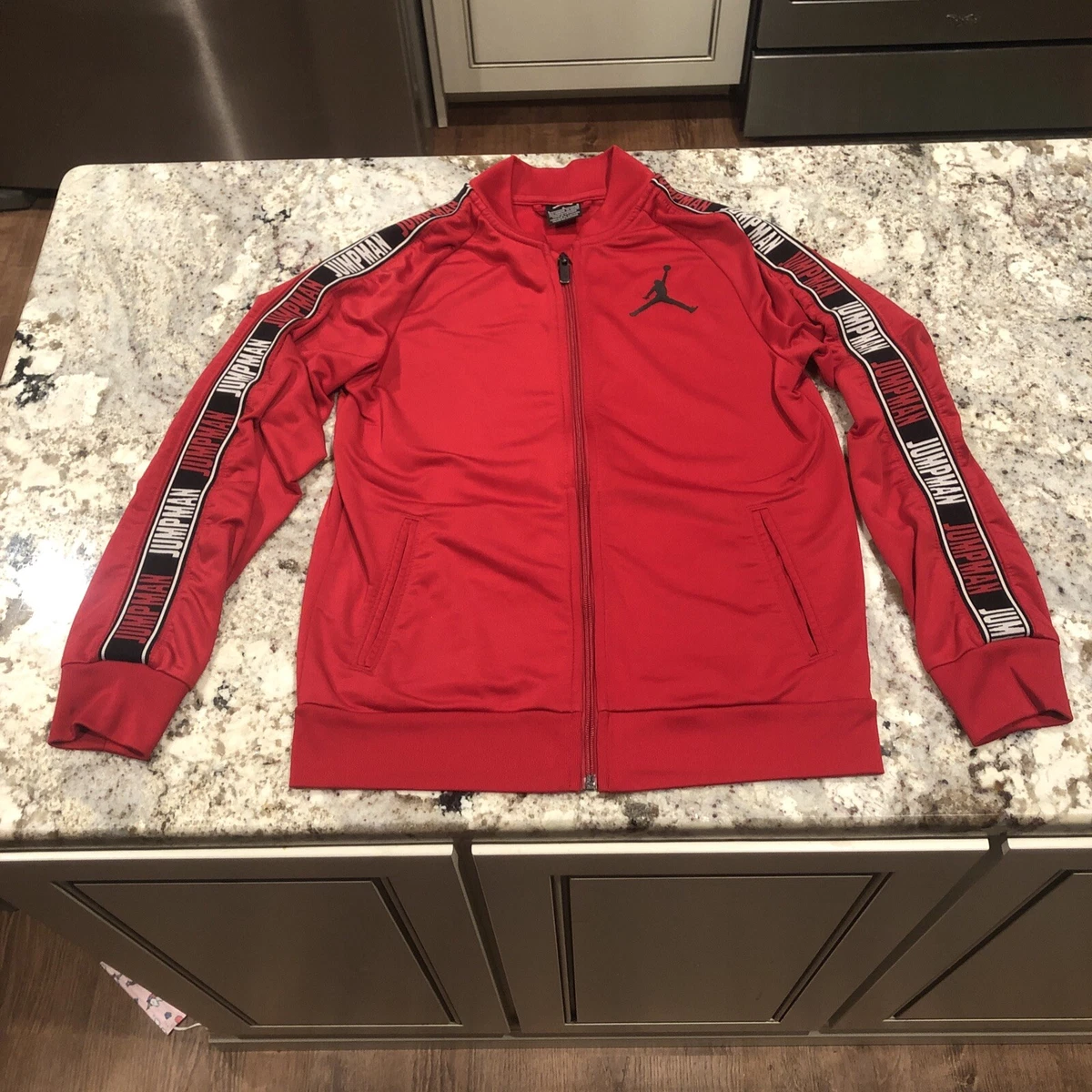 NIKE AIR JORDAN JUMPMAN BOY'S LOGO TRACK JACKET SIZE Large 12