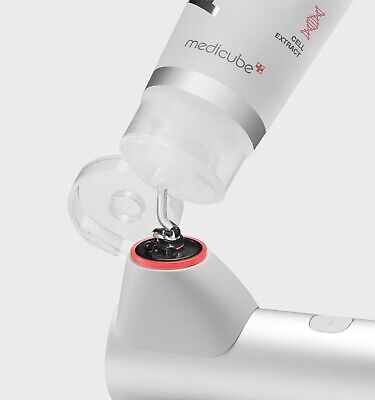 Medicube AGE-R High Focus Shot Home Skin Care Device Medicube AGE-R High Focus Shot Home Skin Care Device
