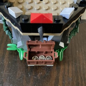 Lego (70403) Dragon Lair Section 70403 | As-is | Free Shipping!!